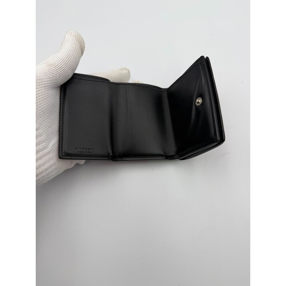 Givenchy Paris Trifold Wallet Men's Red Leather Black Trim Fashion Card Holder - Picture 5 of 12